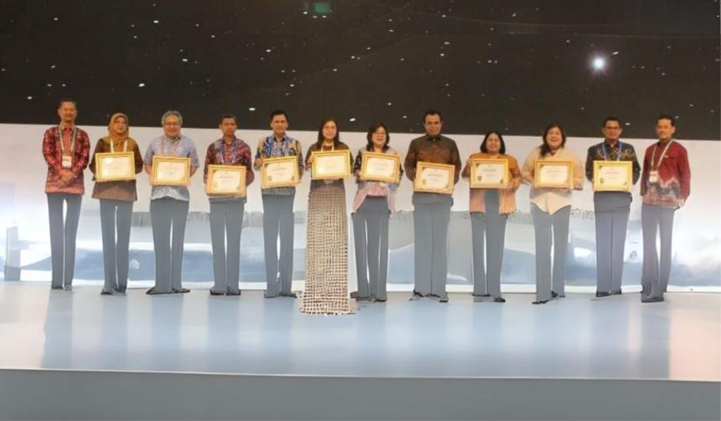 RSUD Dr. Moewardi Raih Penghargaan 10 Rumah Sakit Terbaik Nasional Pelayanan Kanker dan Neurologi dari PERSI